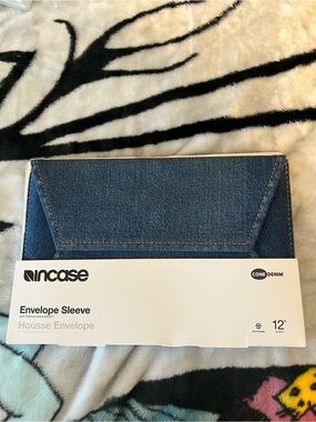 Incase Denim Envelope Sleeve in Blue with Contrast Stitching .